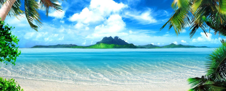 Plage paradisiaque avec une île en fond